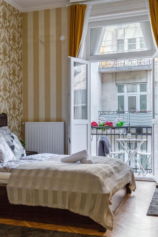 Luxury Downtown Home By Anna Budapest Kültér fotó
