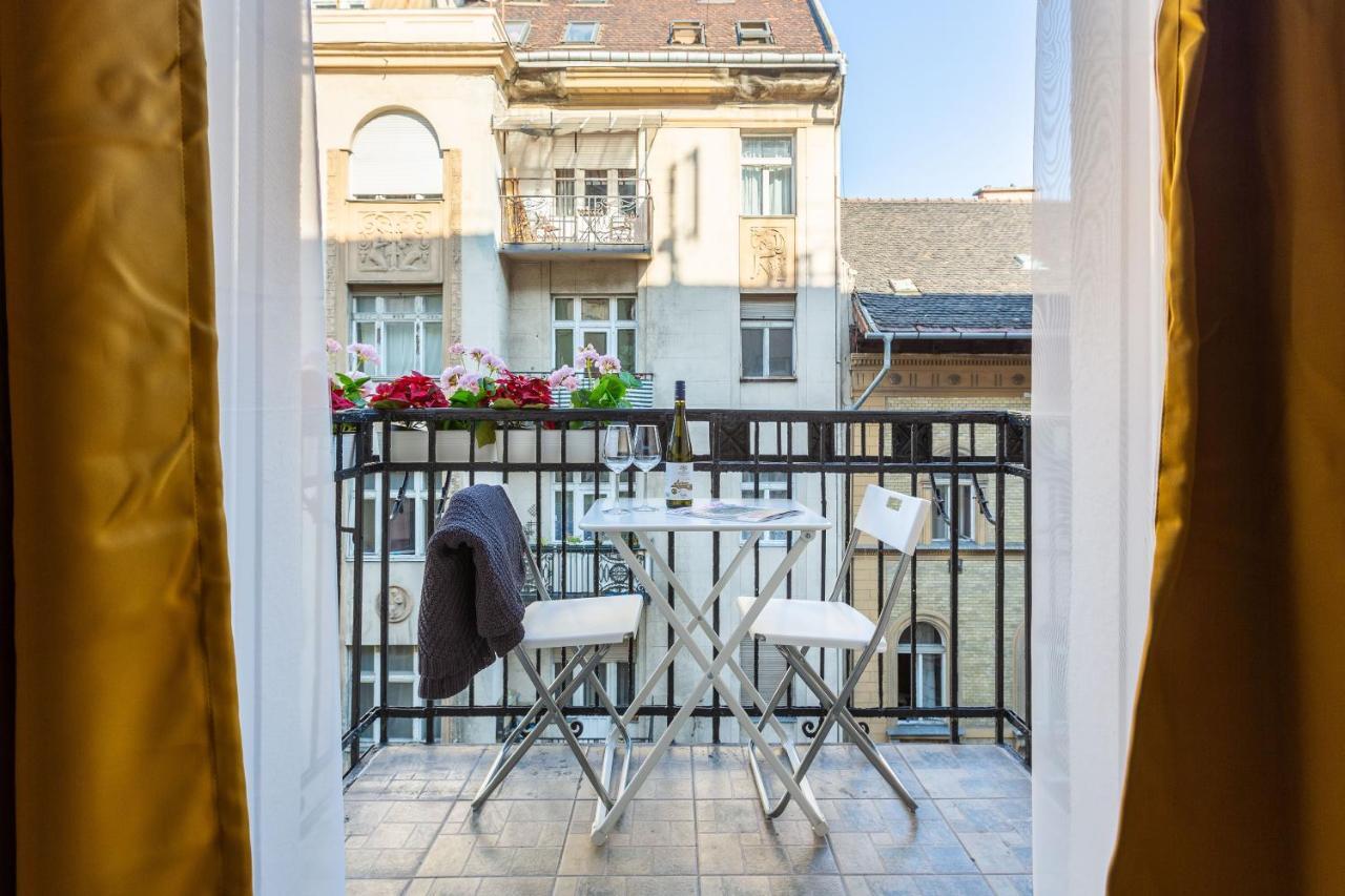 Luxury Downtown Home By Anna Budapest Kültér fotó
